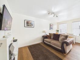 46, Berkeley Court, High Street, Cheltenham GL52 6DA