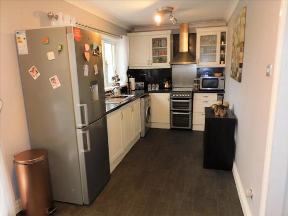 KITCHEN/BREAKFAST ROOM