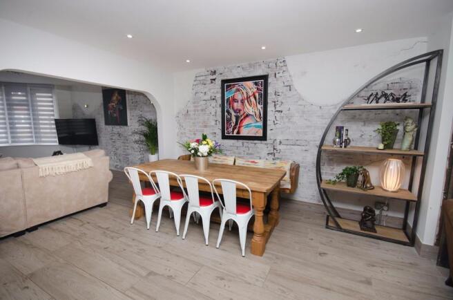 Kitchen/family room