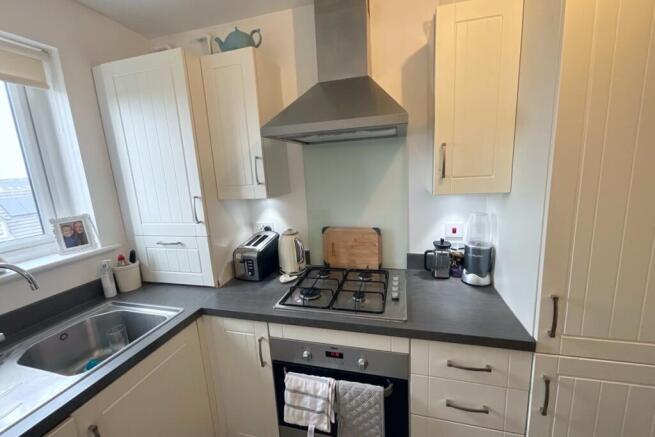 2 bed Flat for sale Image 8