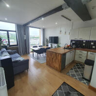 Apartment 52a, 2 Broadgate House, Broad Street, Bradford BD1 4QQ