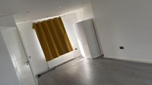 83, Park Avenue, Mitcham CR4 2ES
