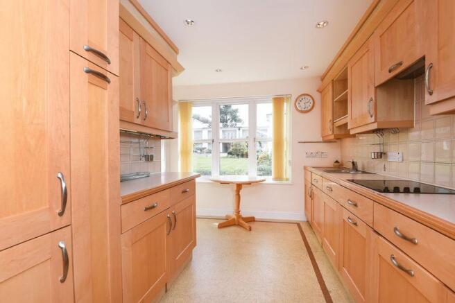 Fitted kitchen
