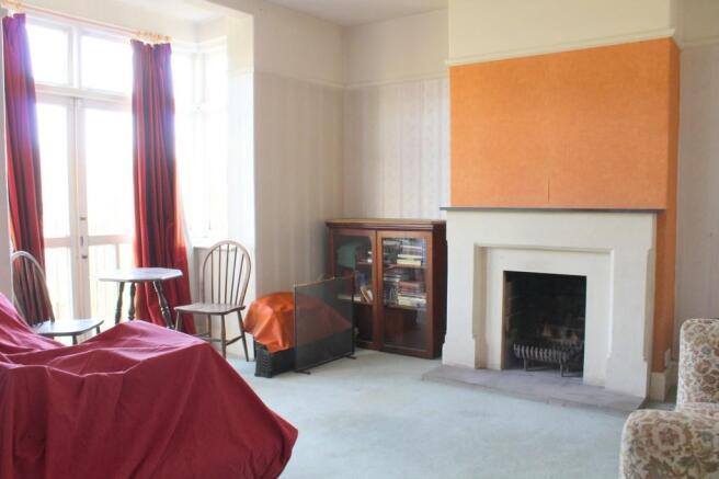 SITTING ROOM