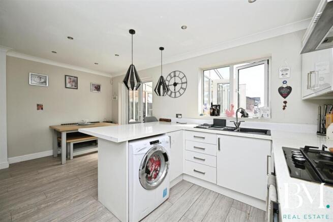 Lounge/Diner/Kitchen