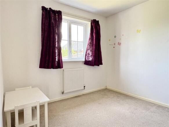 4 bed Detached for sale Image 11