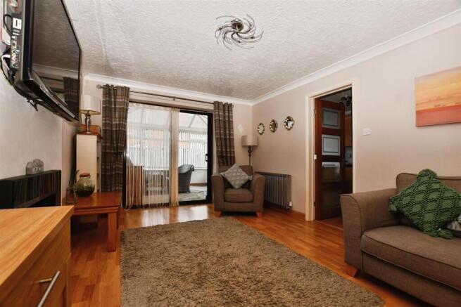 3 bed Detached for sale Image 5