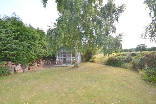 summerhouse.JPG