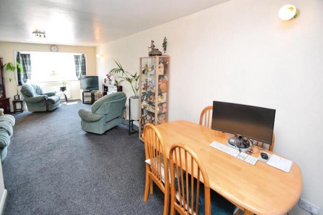 3 bed Detached for sale Image 5