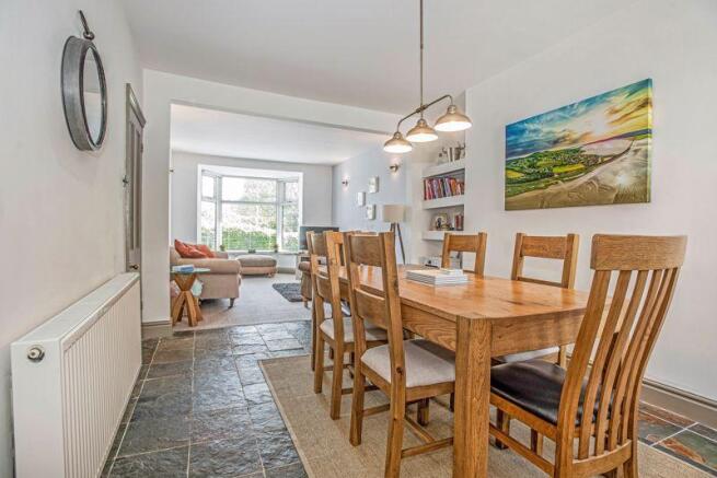 Dining/living ...
