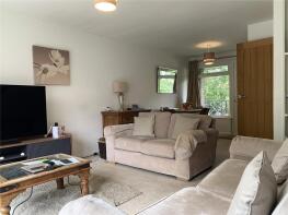 Flat 12, Montpellier Court, St Leonards Road, Windsor SL4 3DQ