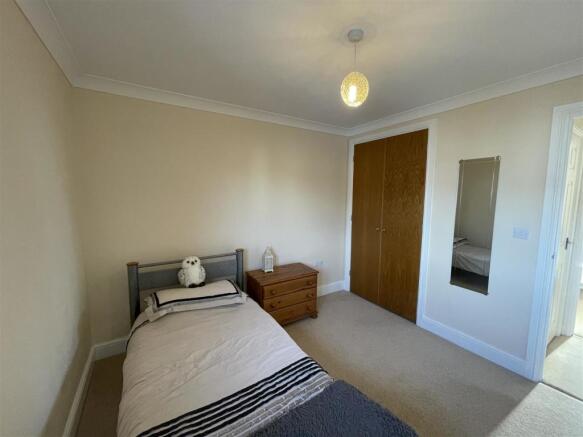 ANOTHER ROOM ASPECT