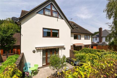 Brook Avenue, New Milton, Hampshire, BH25