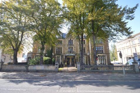 Leicester Parade, Barrack Road, Northampton NN2