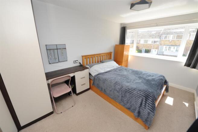 3 bed Semi-Detached for sale Image 12