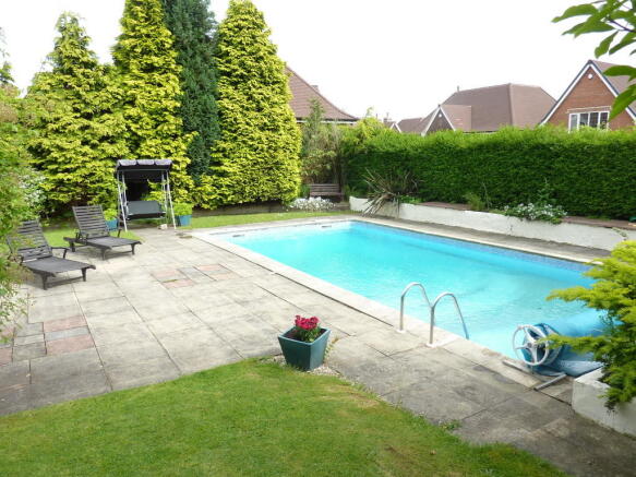 Rear Garden &...