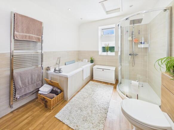 3 bed Detached for sale Image 12