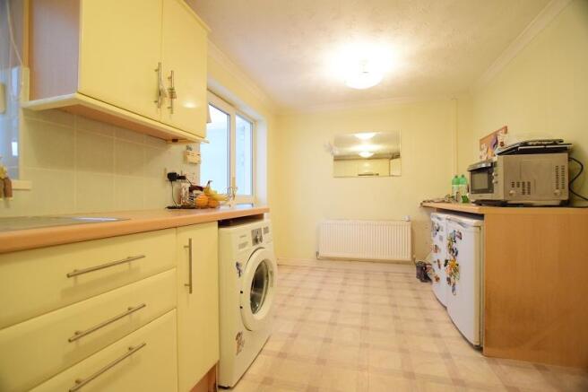 Kitchen/Dining Area