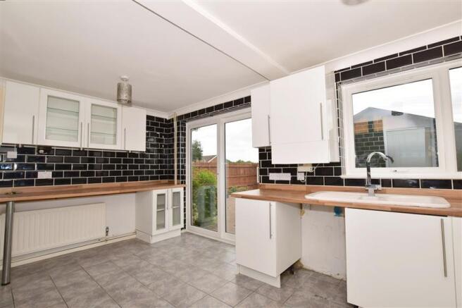 Kitchen/Breakfast Area