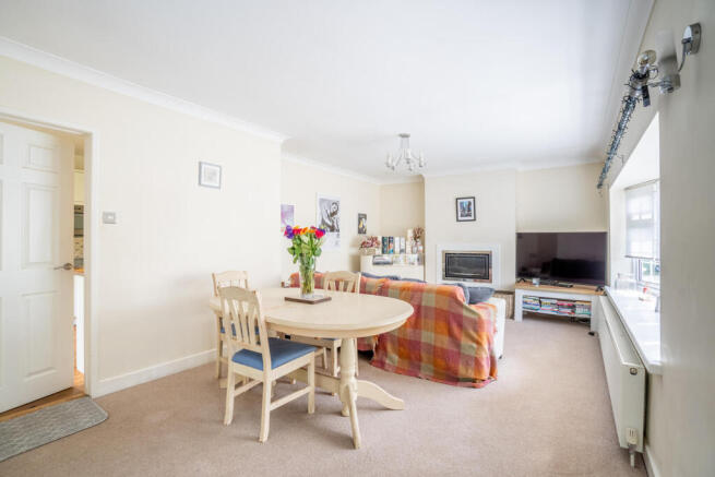 2 bed Bungalow for sale Image 6