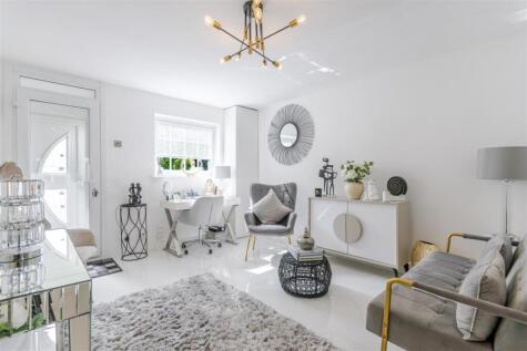 Hinkley Close, Harefield, Uxbridge