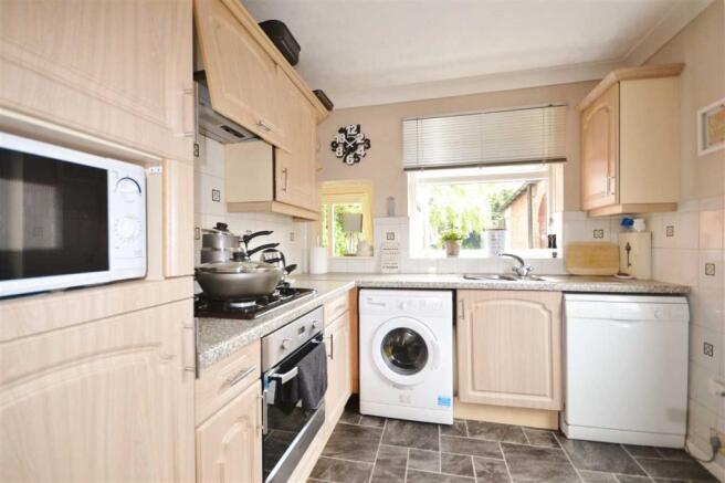 KITCHEN: