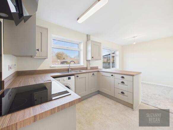 CAM05192G0-PR0251-STILL006