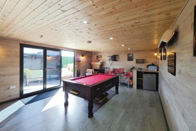 Very generous log cabin/family room