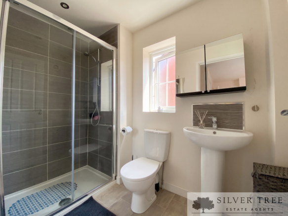 3 bed Detached for sale Image 12