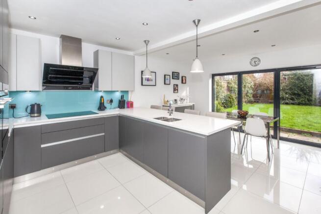 Kitchen 3