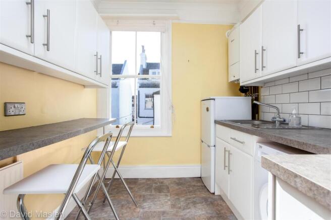 kitchen1b.jpg