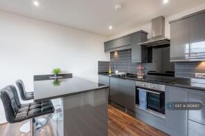 Flat 6, 22 Pearl Chambers, East Parade, Leeds LS1 2BH
