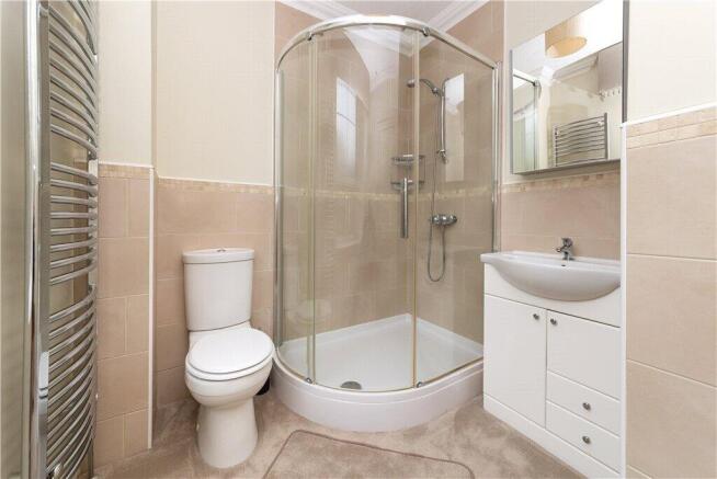 3 bed Apartment for sale Image 10