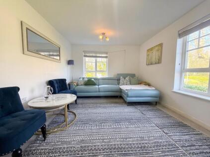 Colham Road, Uxbridge, UB8