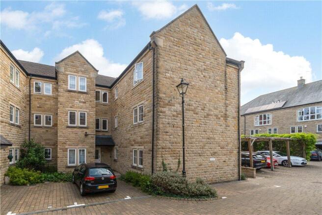 2 bed Apartment for sale Image 10