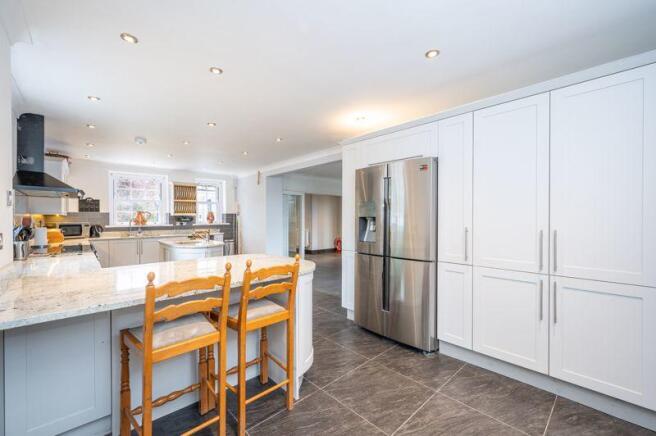 Kitchen/Dining...