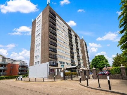 Master Gunner Place, London, SE18
