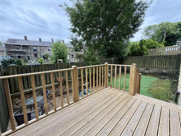 2 bed Apartment for sale Image 11