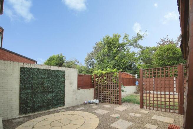 2 bed Semi-Detached for sale Image 4