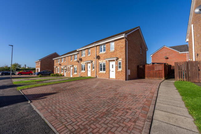 3 Bedroom End Terrace for Sale