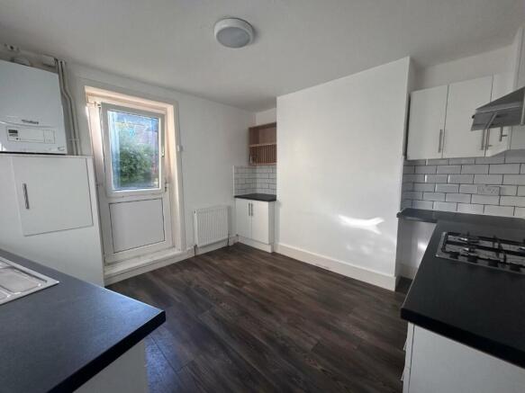 Kitchen Walton.jpg