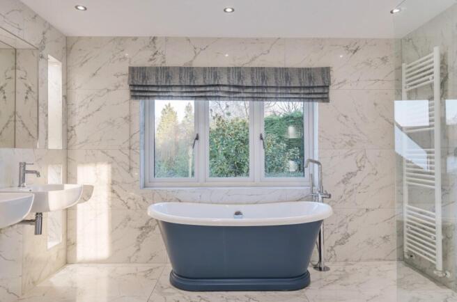 Master En-Suite