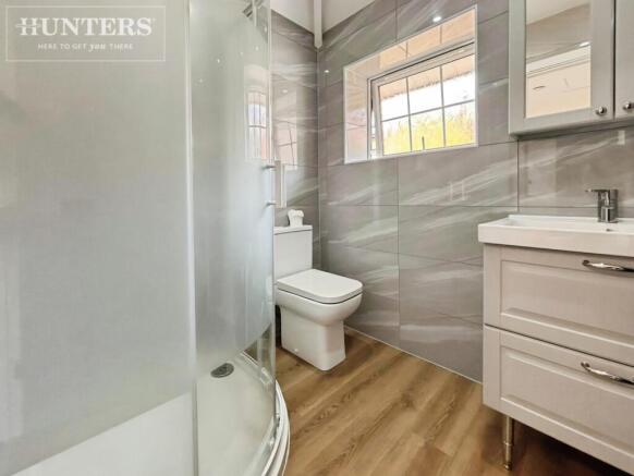 3 bed Semi-Detached for sale Image 10