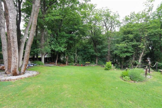 Garden3.jpg