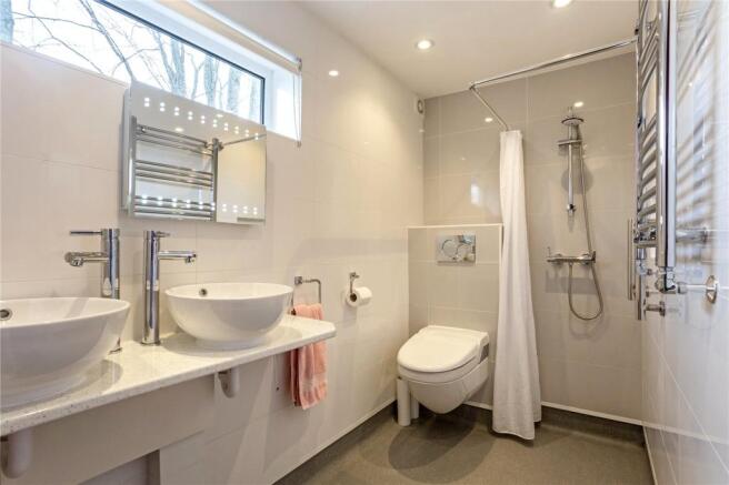En Suite Shower Room