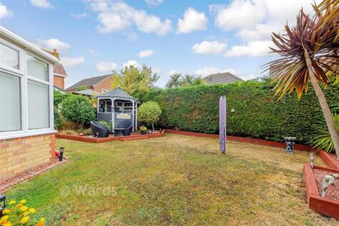 Mackintosh Close, High Halstow, Kent