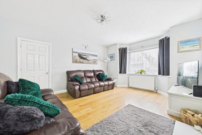 263746b1-CAM01085...