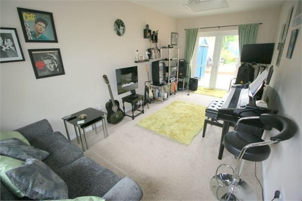 Photo 5