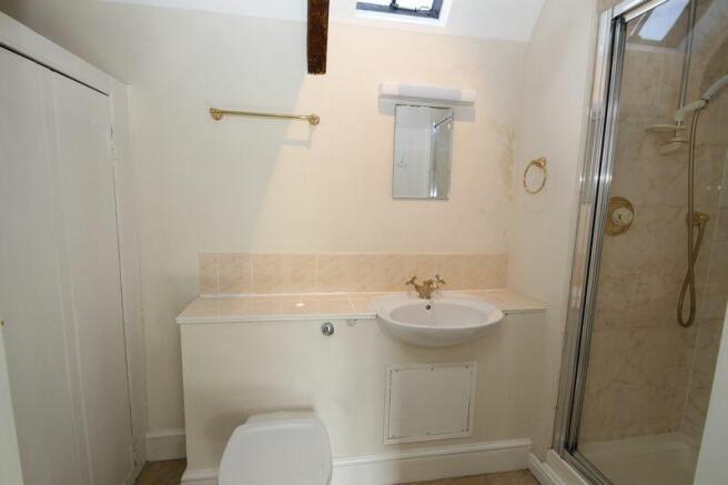 En suite to bedroom 1