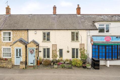 Forest Road, Hartwell, NN7